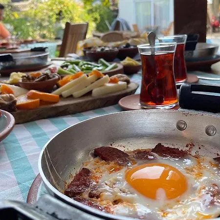 Otel Alacati Xl Luxury *