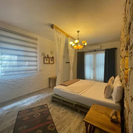 Otel Alacati Xl Luxury *