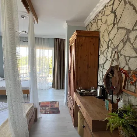 Otel Alacati Xl Luxury *