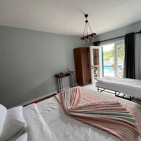 Alacati Xl Luxury Otel *