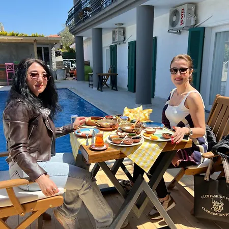 Alacati Xl Luxury Çeşme